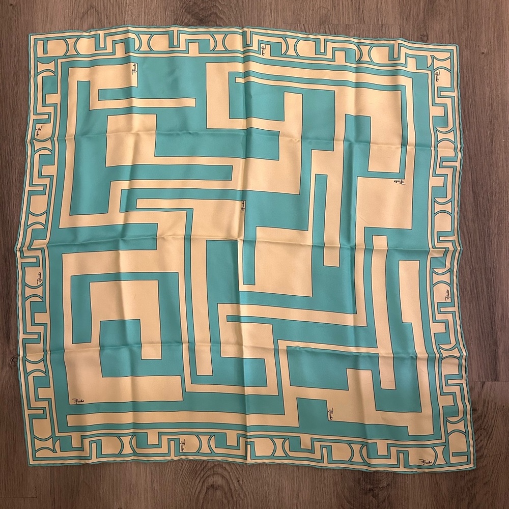 Fuilio Silk Scarf